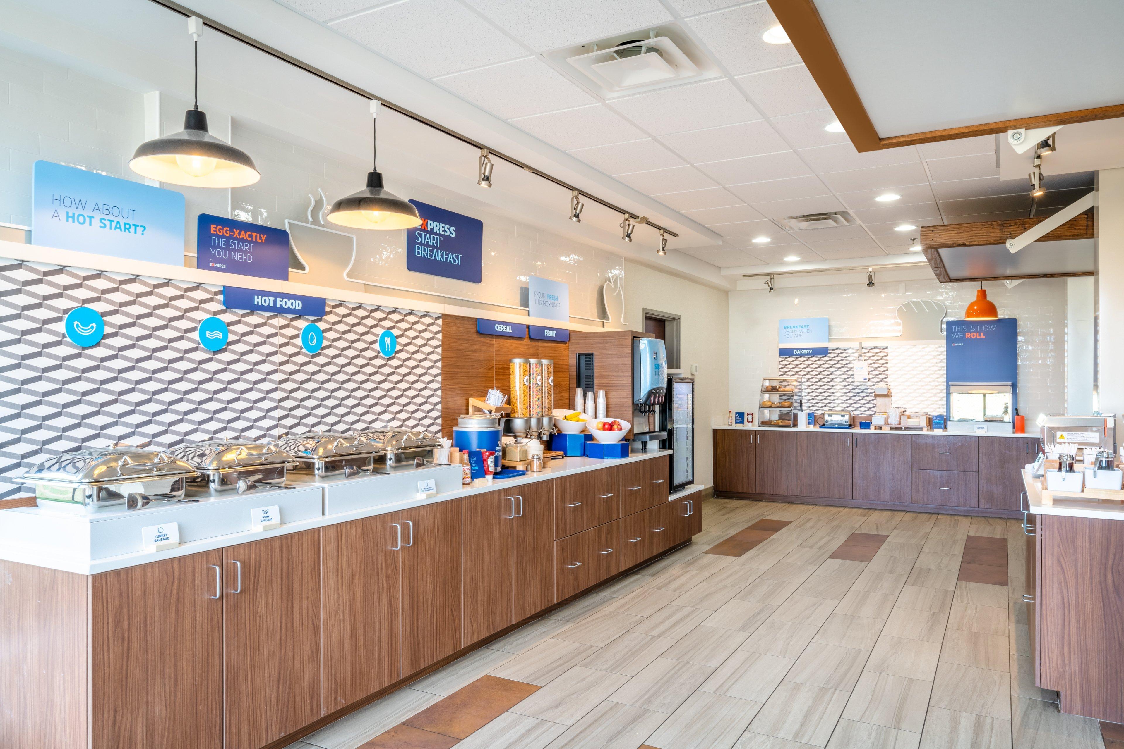 Holiday Inn Express Hotel & Suites Tappahannock By Ihg Exterior foto